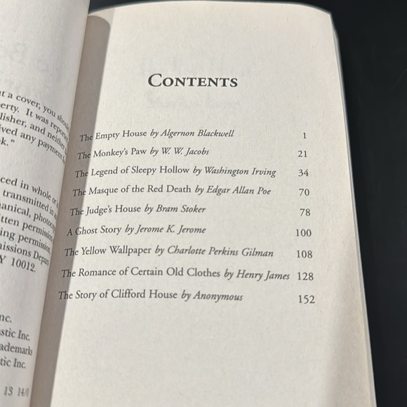 Scholastic Classics: The Best Ghost Stories Ever - Paperback Novel - Picture 7 of 10